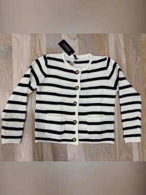 DZJYCJ Black & White Striped Knit Cardigan SIZE Medium